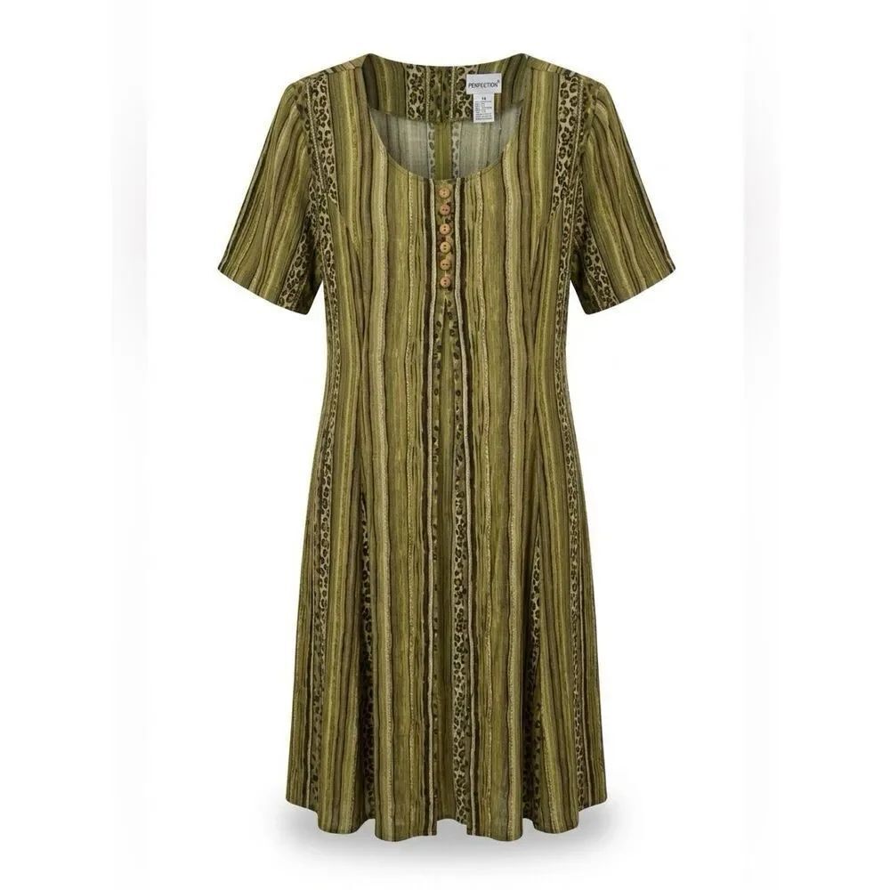 FASHION BUG SAGE GREEN WITH STRIPES & ANIMAL PRINT SHORT SLEEVE DRESS SIZE 18